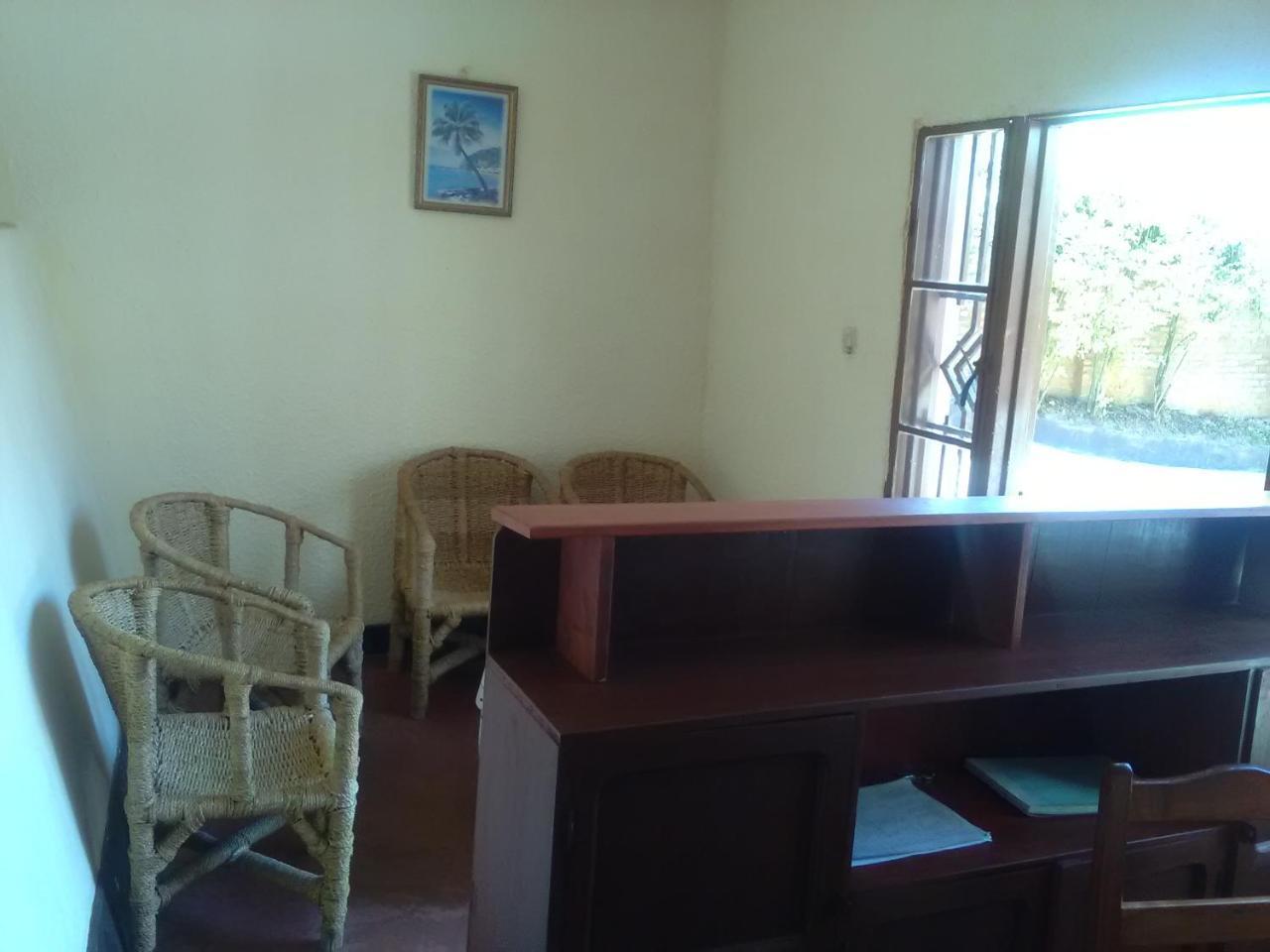 Gloria Motel Cyangugu Экстерьер фото