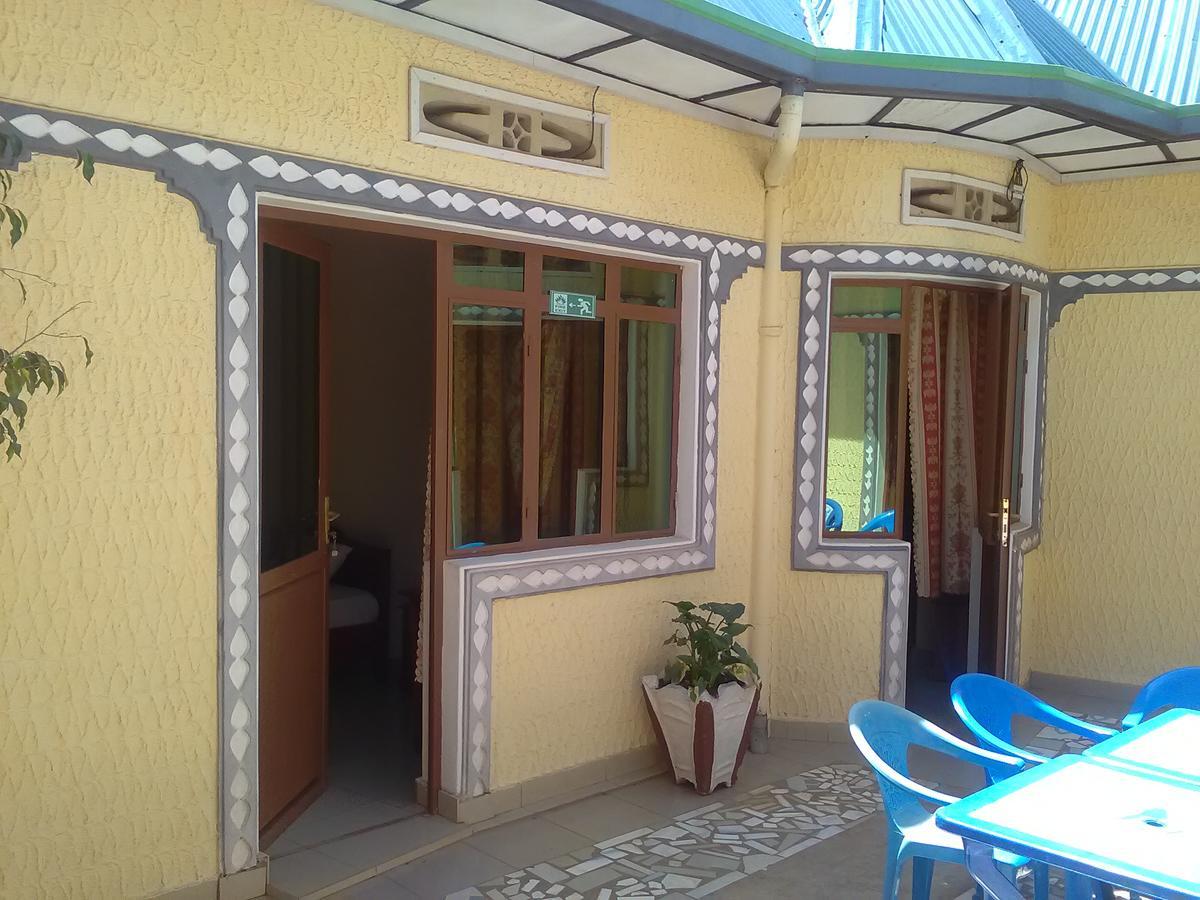 Gloria Motel Cyangugu Экстерьер фото