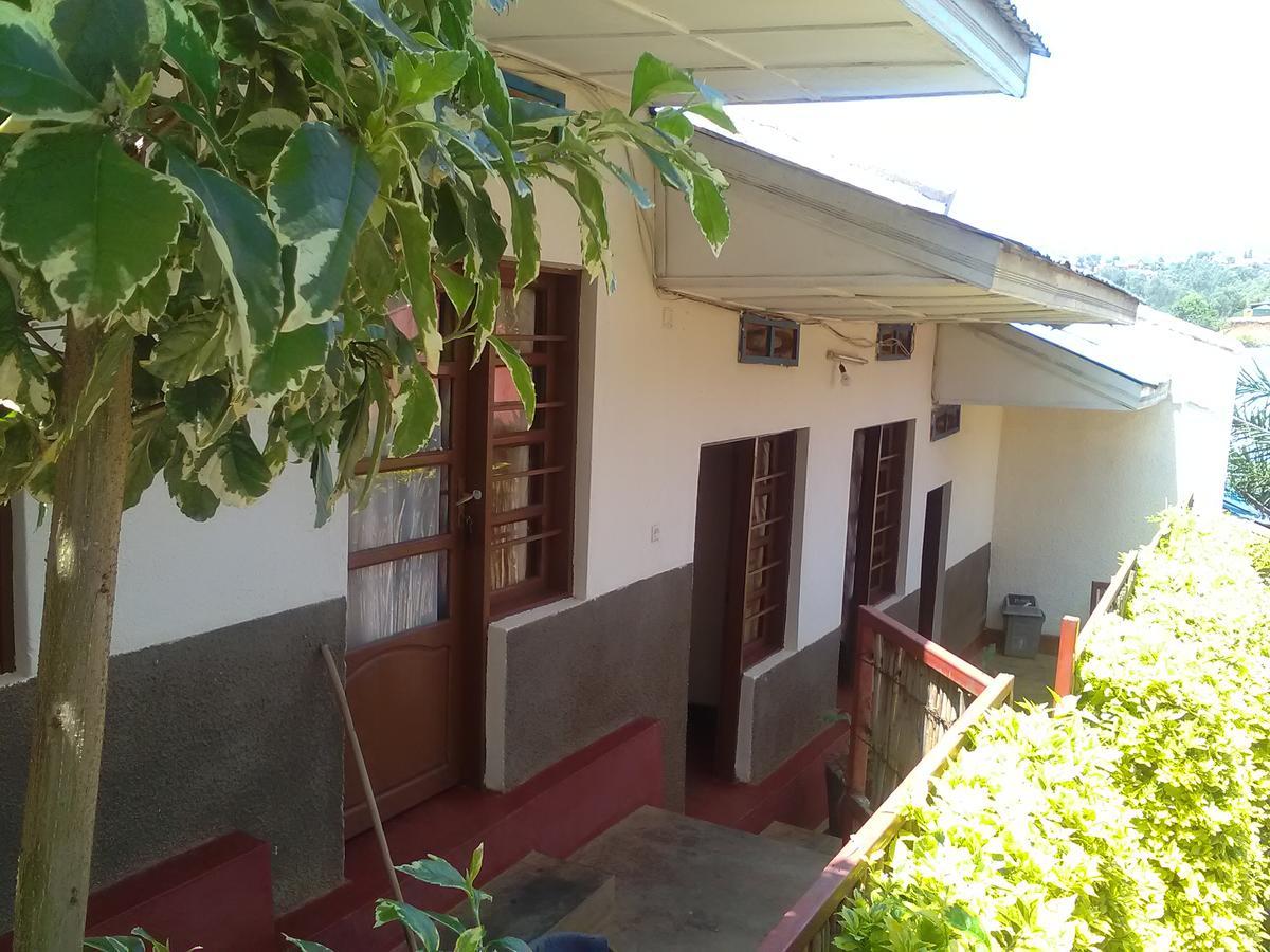 Gloria Motel Cyangugu Экстерьер фото