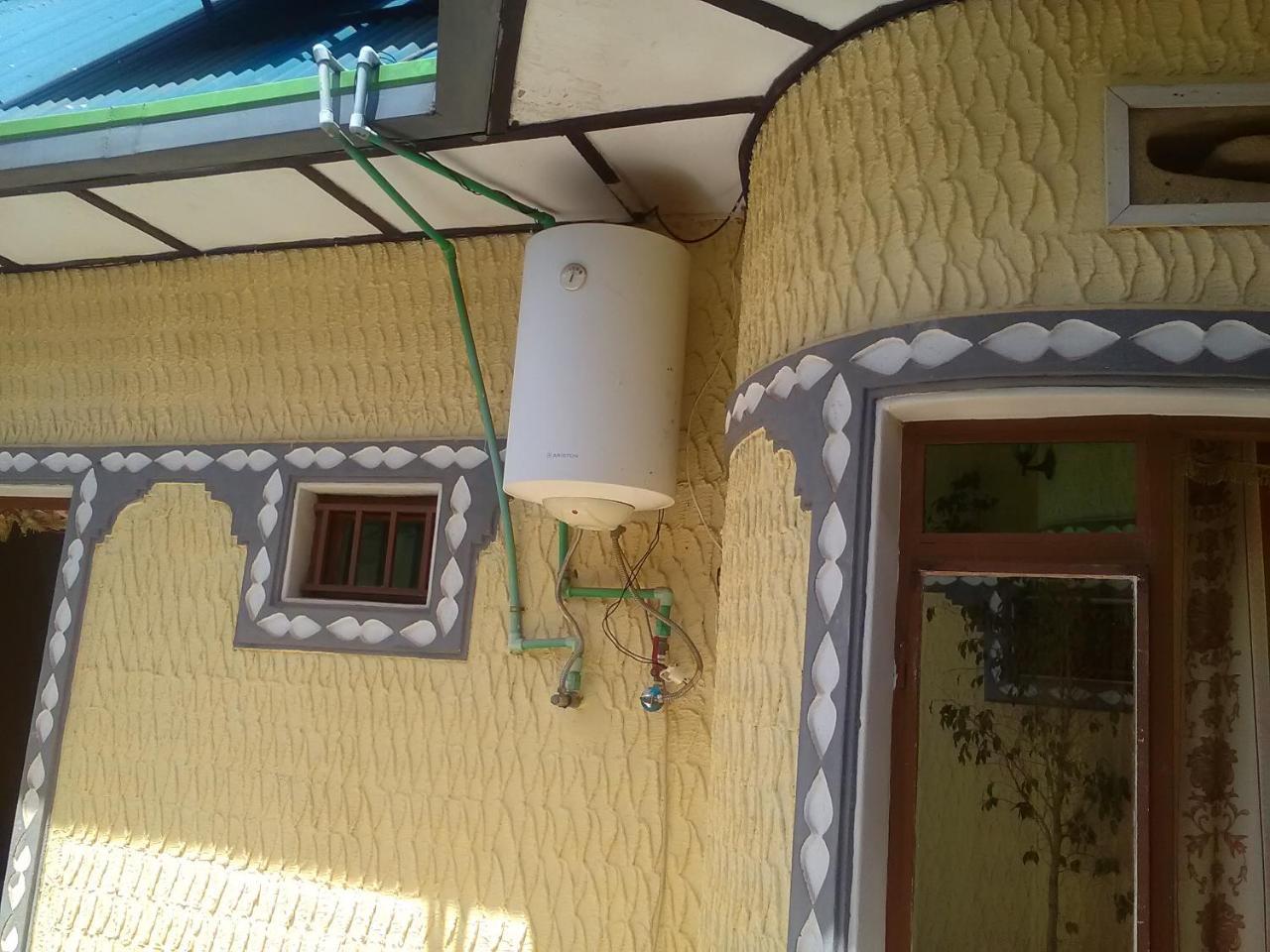 Gloria Motel Cyangugu Экстерьер фото