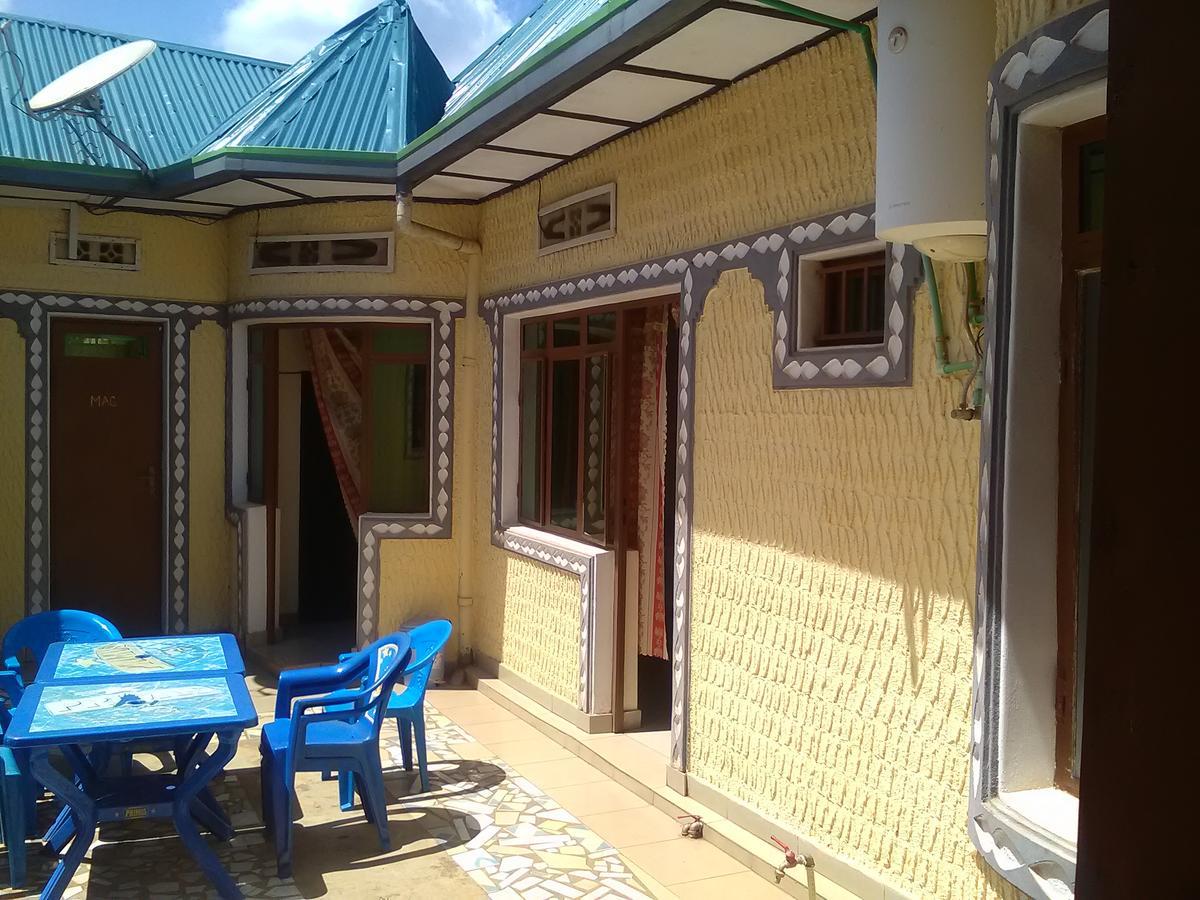 Gloria Motel Cyangugu Экстерьер фото